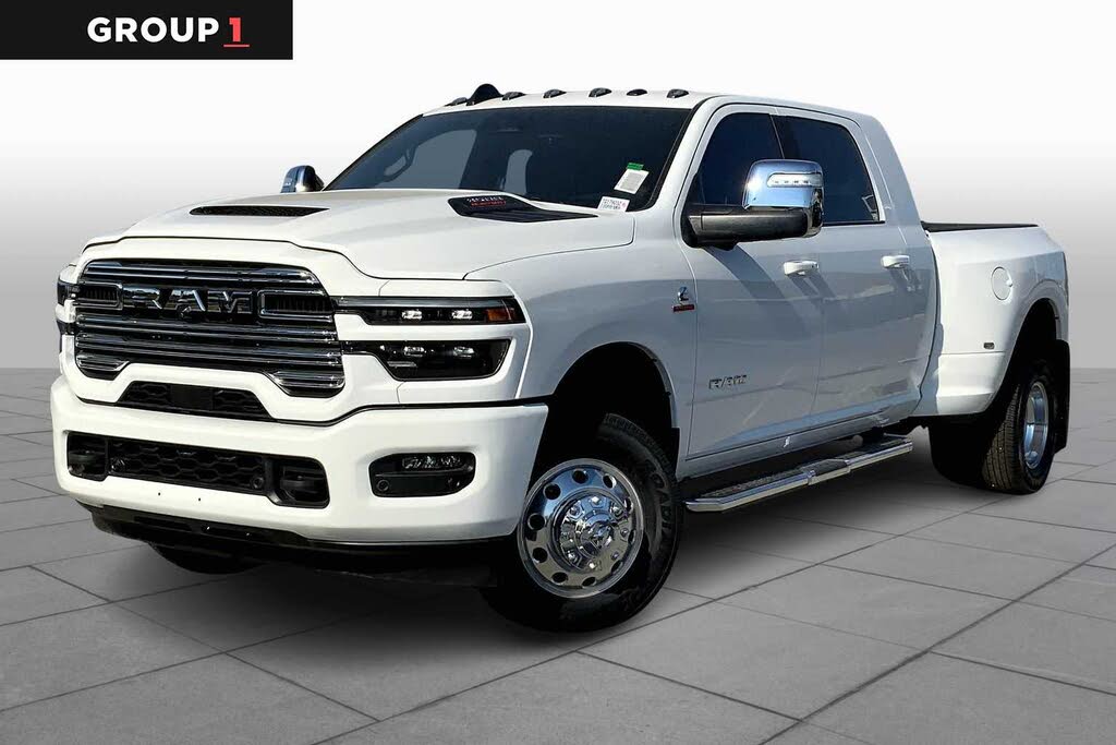 2026 RAM 3500 Laramie Crew Cab LB DRW 4WD