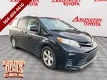 Toyota Sienna LE 7-Passenger FWD with Auto-Access Seat