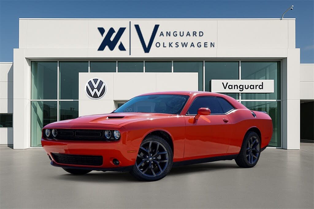 2022 Dodge Challenger SXT RWD