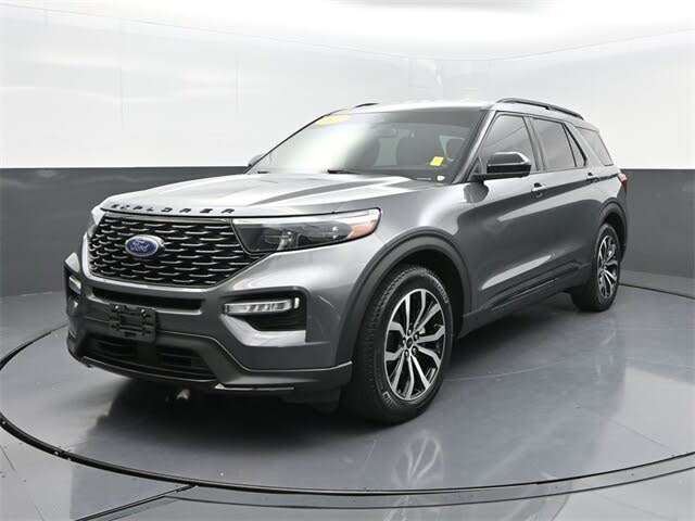 2022 Ford Explorer ST-Line RWD