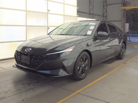 2023 Hyundai Elantra SEL FWD