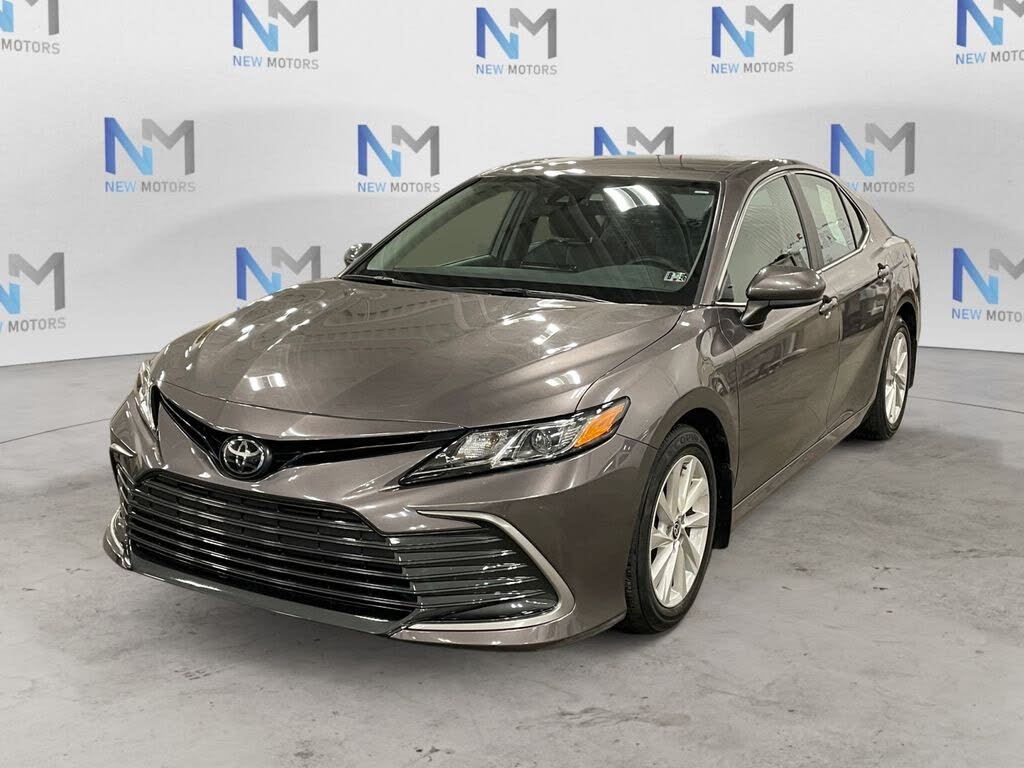 2023 Toyota Camry LE FWD