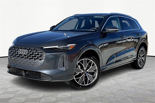 2025 Audi Q5 quattro Premium Plus 40 TFSI