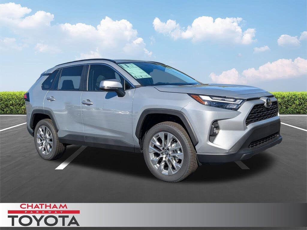 2025 Toyota RAV4 XLE Premium FWD