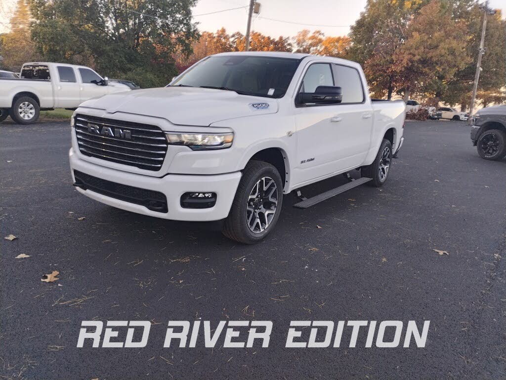 2026 RAM 1500 Laramie Crew Cab 4WD