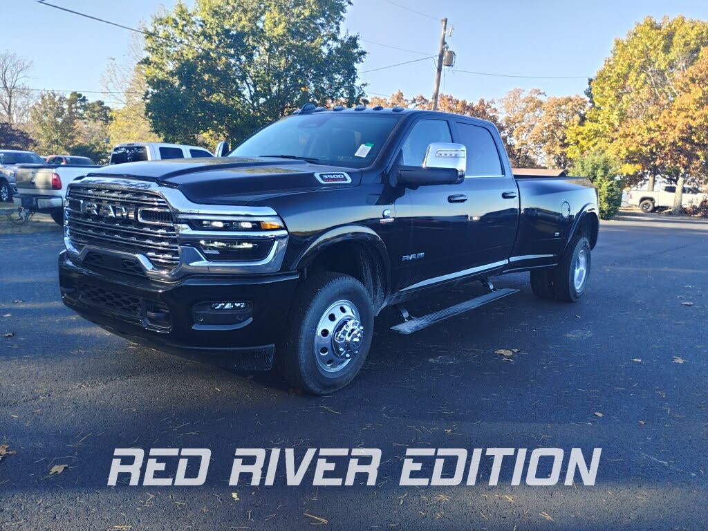 2026 RAM 3500 Limited Crew Cab LB DRW 4WD