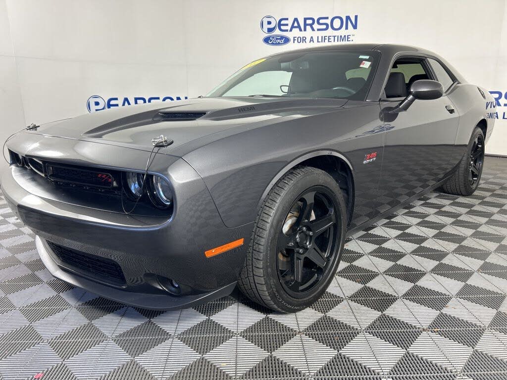 2017 Dodge Challenger R/T RWD