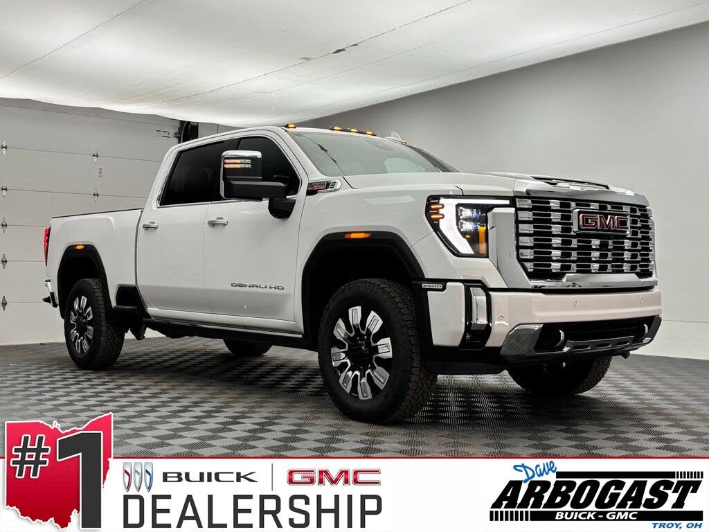 2025 GMC Sierra 2500HD Denali Crew Cab 4WD