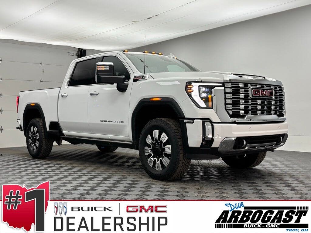 2025 GMC Sierra 2500HD Denali Crew Cab 4WD
