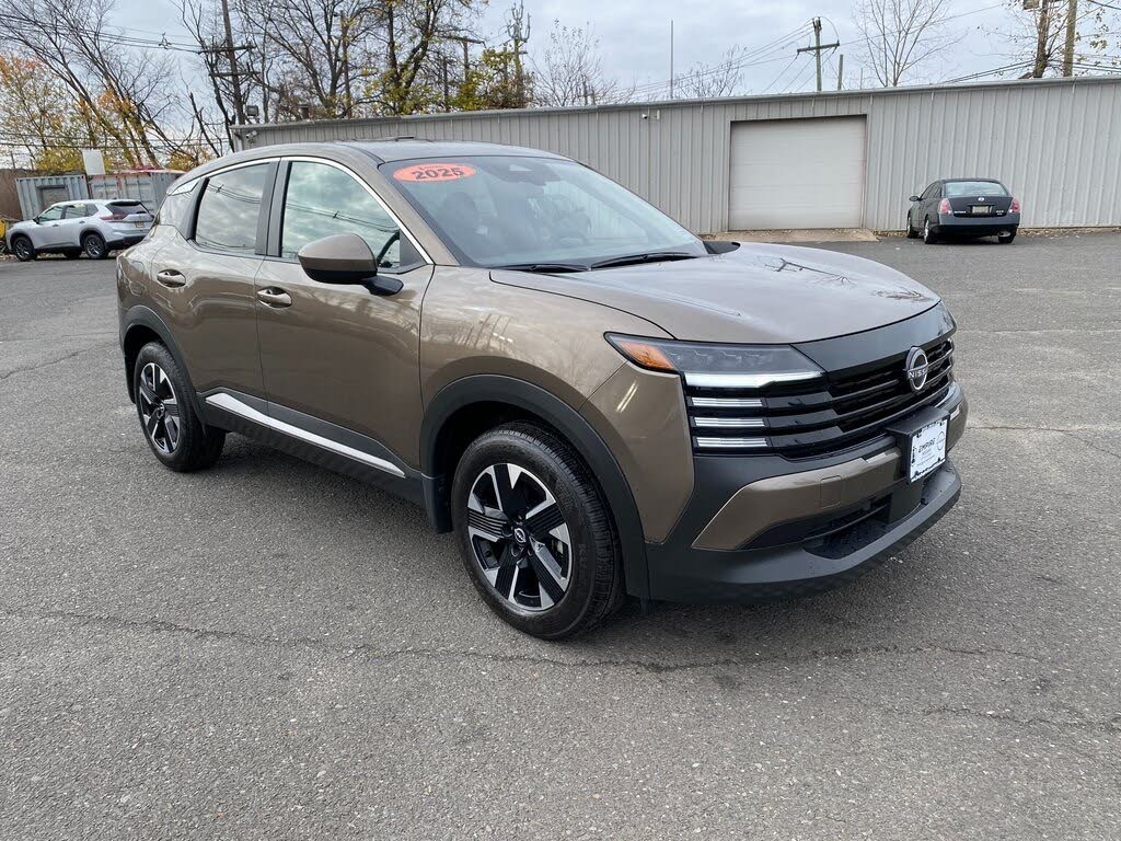 2025 Nissan Kicks SV AWD