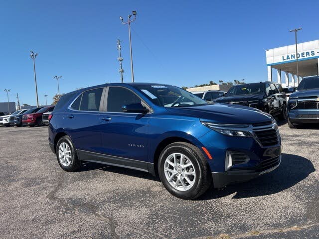2023 Chevrolet Equinox LT FWD with 1LT