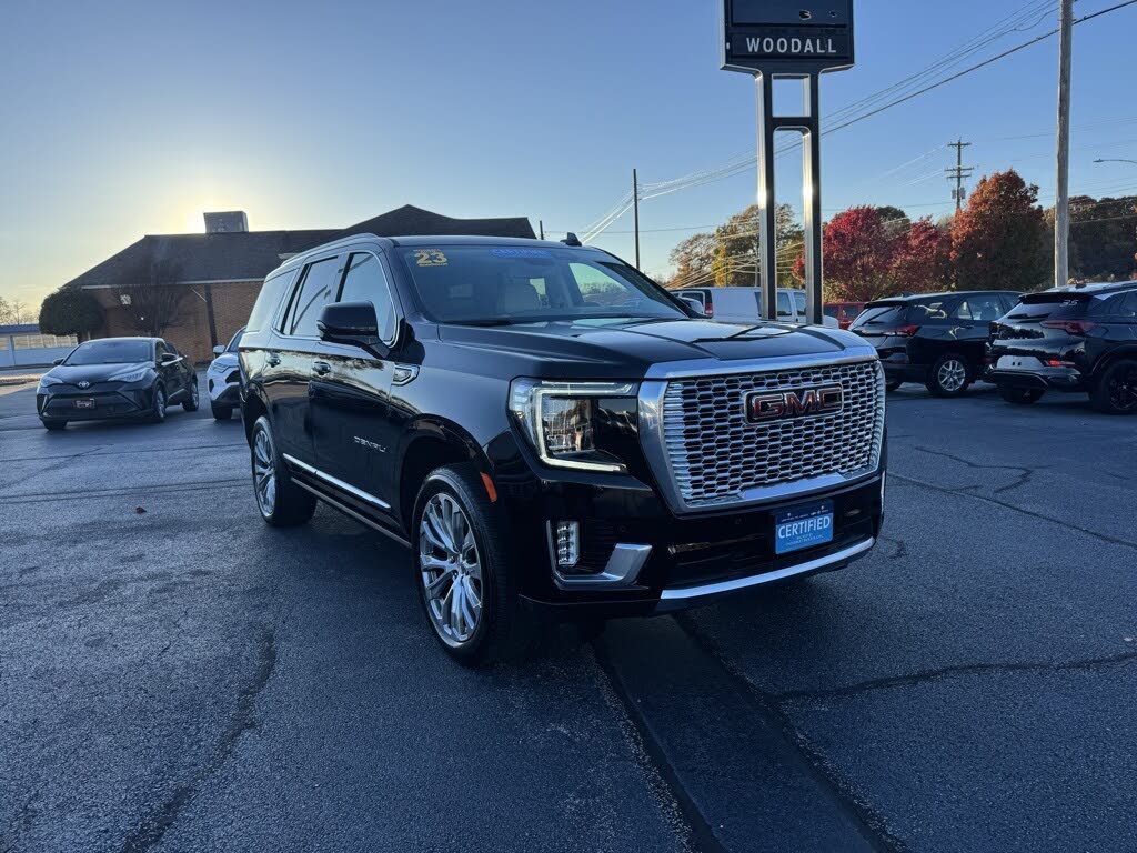 2023 GMC Yukon Denali 4WD