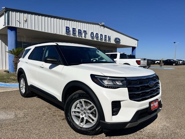 2026 Ford Explorer Active RWD