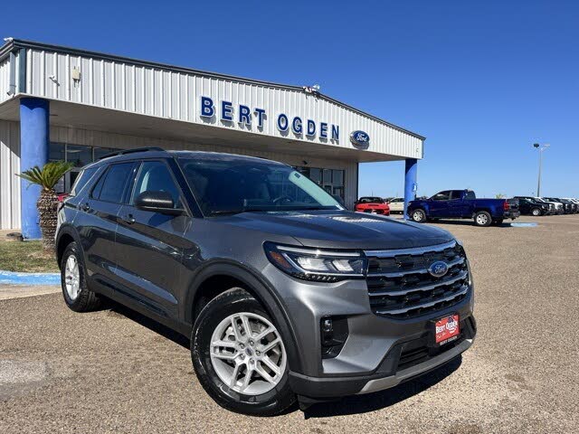 2026 Ford Explorer Active RWD