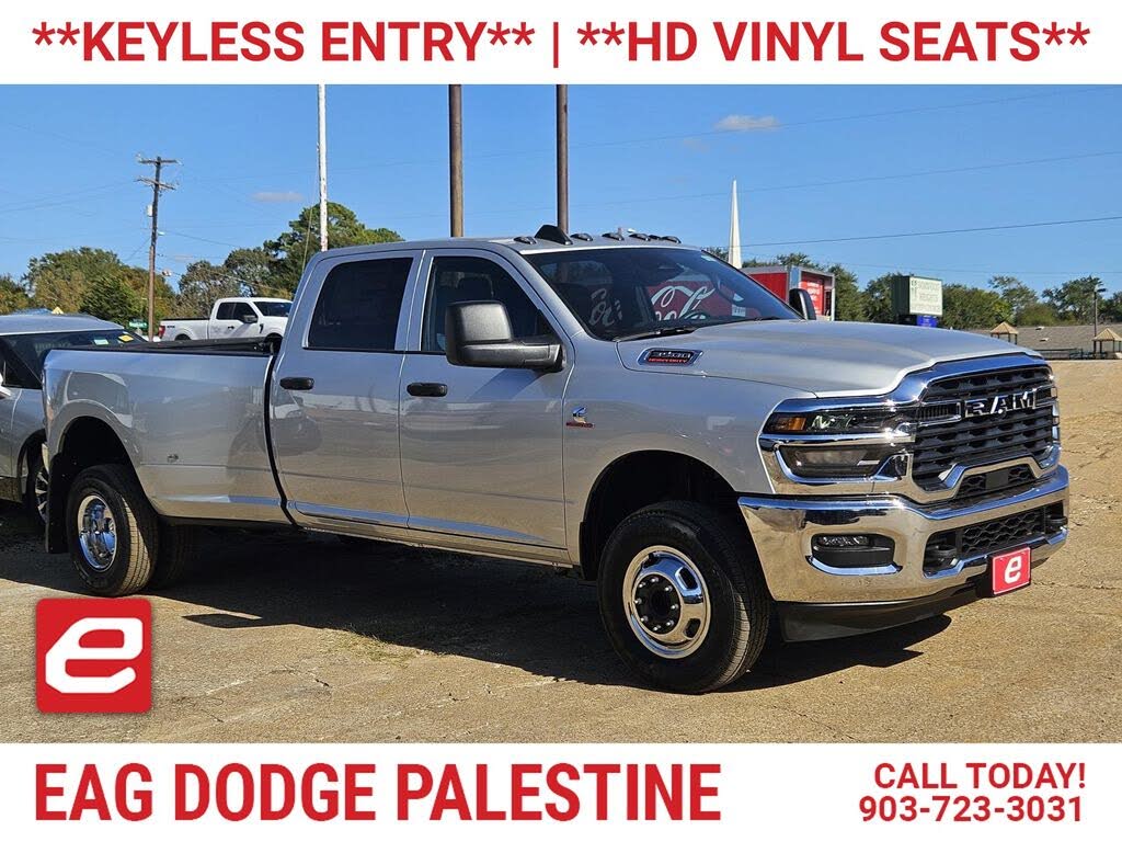2026 RAM 3500 Tradesman Crew Cab LB DRW 4WD