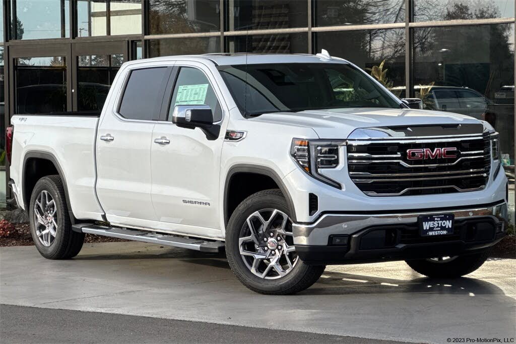 2026 GMC Sierra 1500 SLT Crew Cab 4WD