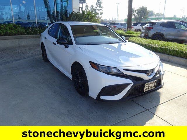 2021 Toyota Camry SE Nightshade FWD
