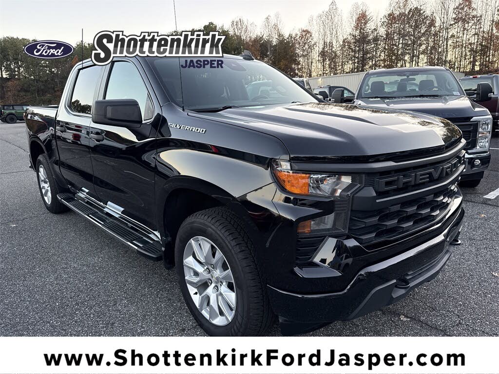 2022 Chevrolet Silverado 1500 Custom Crew Cab 4WD