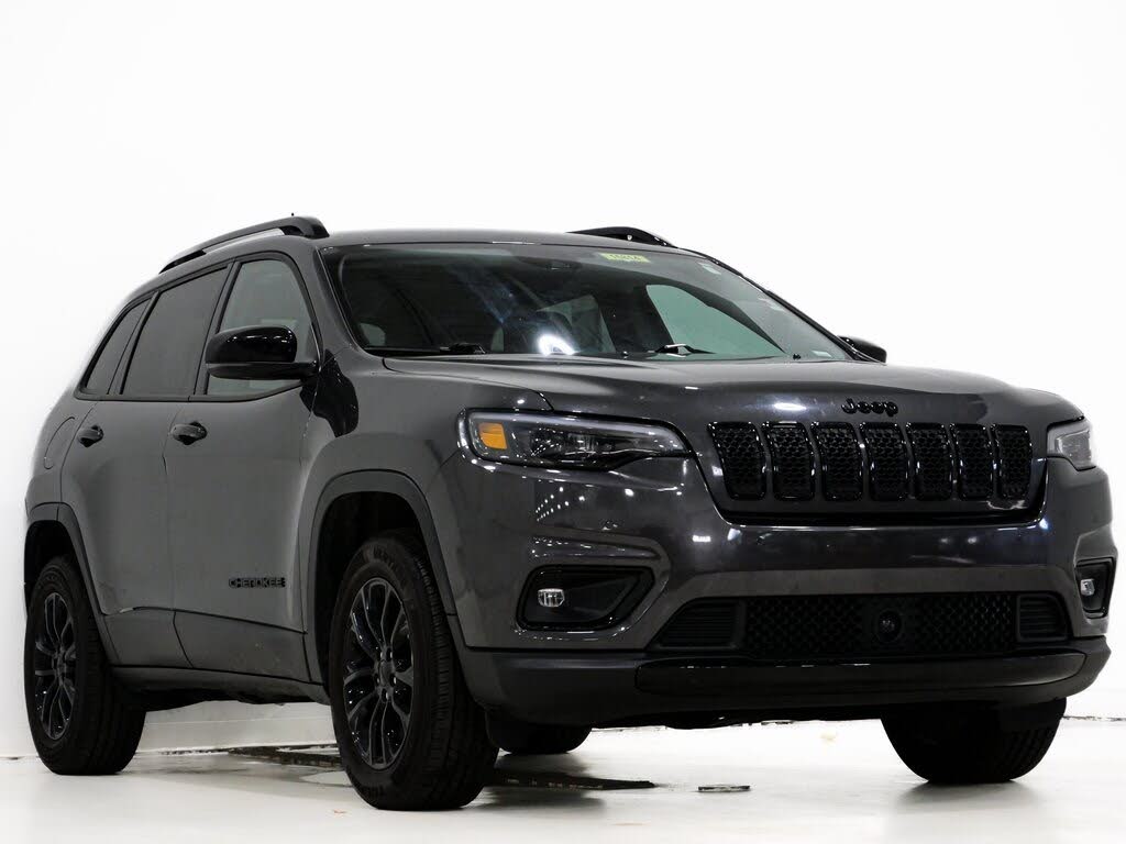 2023 Jeep Cherokee Altitude 4WD