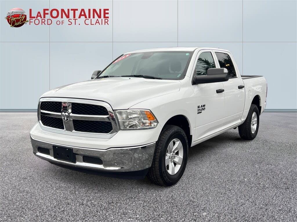 2023 RAM 1500 Classic SLT Crew Cab 4WD