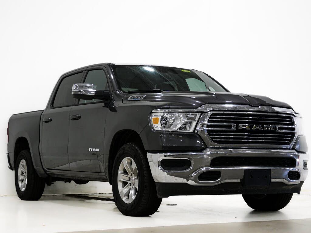 2024 RAM 1500 Laramie Crew Cab 4WD