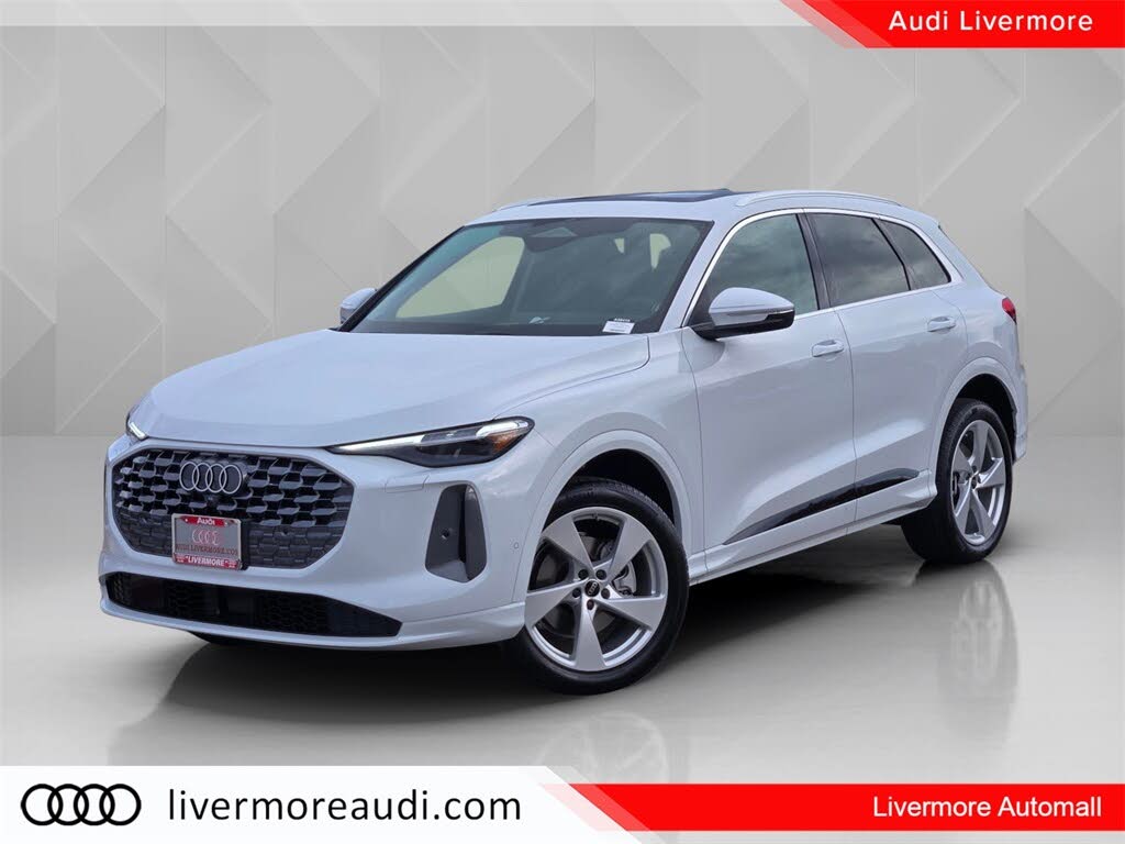 2025 Audi Q5 quattro Premium Plus 40 TFSI