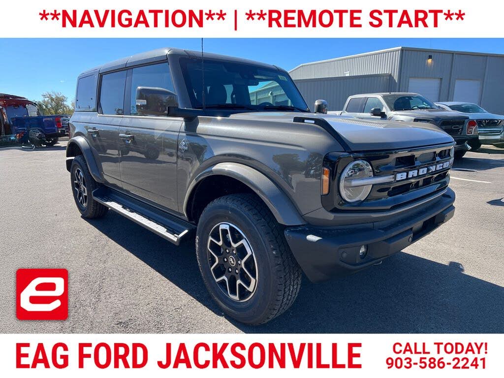 2025 Ford Bronco Outer Banks 4-Door 4WD