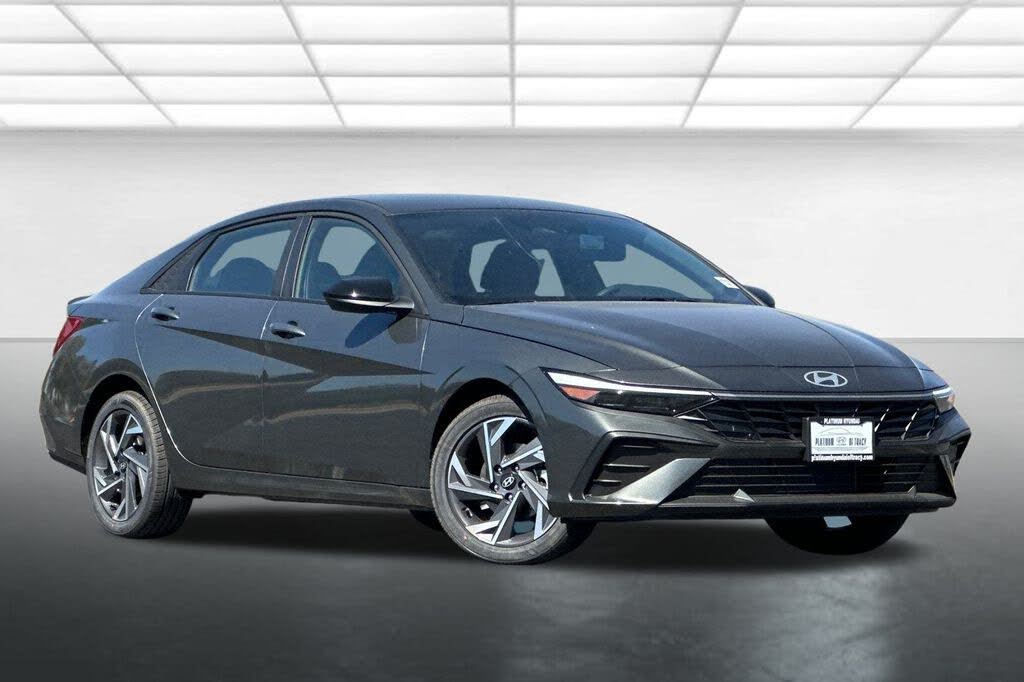 2025 Hyundai Elantra SEL Sport FWD