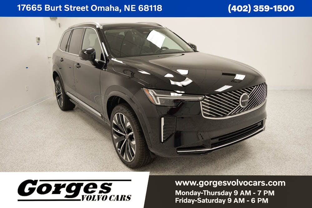 2026 Volvo XC90 B5 Plus 7-Passenger AWD