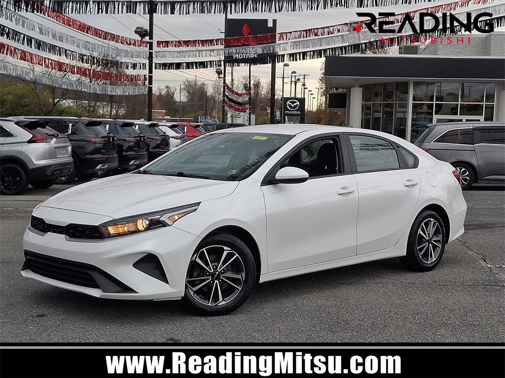 2022 Kia Forte LXS FWD