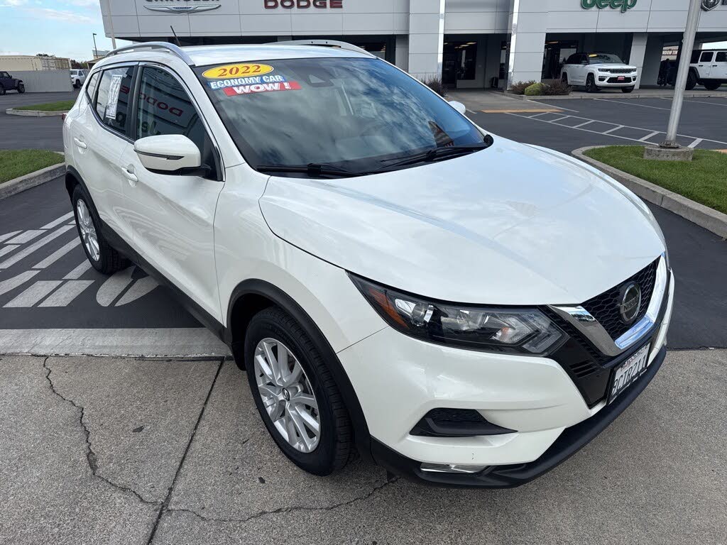 2022 Nissan Rogue Sport SV AWD