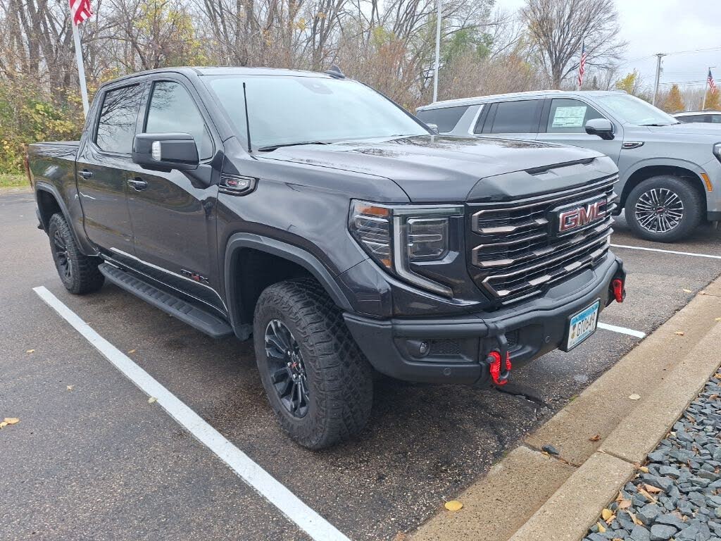 2023 GMC Sierra 1500 AT4X Crew Cab 4WD