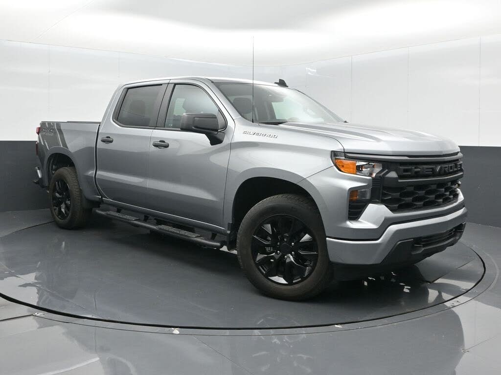 2024 Chevrolet Silverado 1500 Custom Crew Cab 4WD