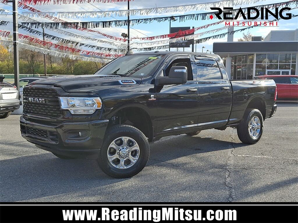 2024 RAM 2500 Big Horn Crew Cab 4WD