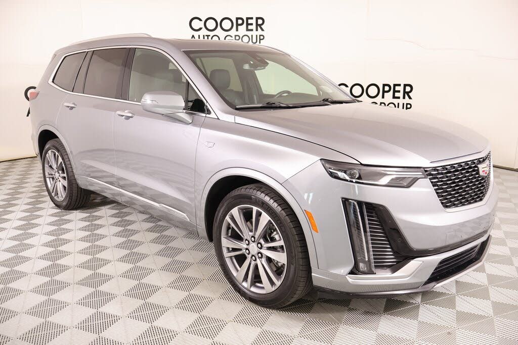 2025 Cadillac XT6 Premium Luxury FWD