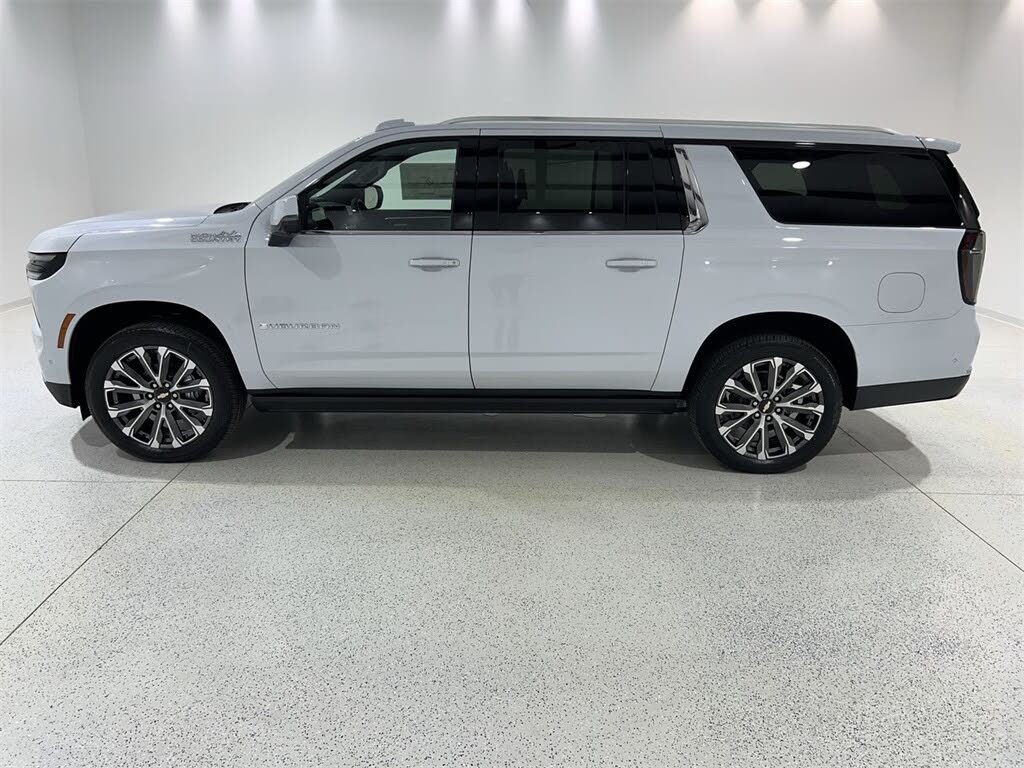 2026 Chevrolet Suburban High Country 4WD