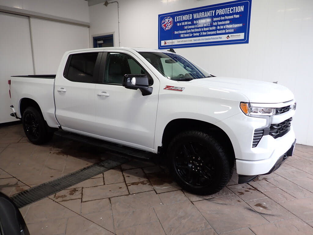 Chevrolet Silverado 1500 RST Crew Cab 4WD 2023