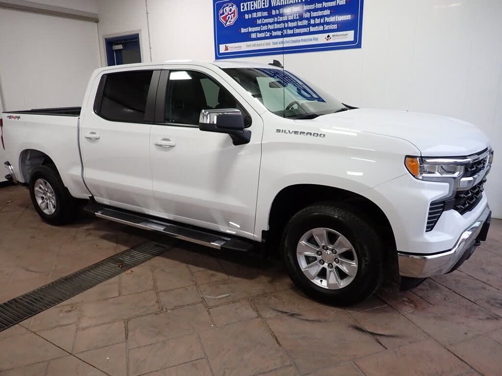 Chevrolet Silverado 1500 LT Crew Cab 4WD 2024