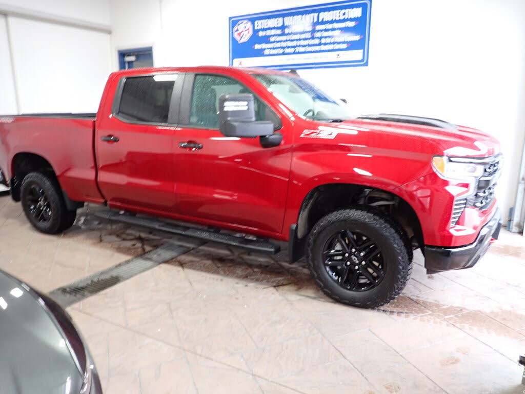 2024 Chevrolet Silverado 1500 LT Trail Boss Crew Cab 4WD