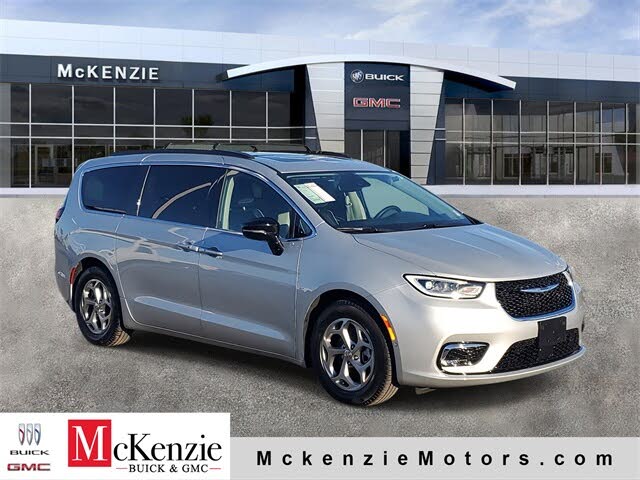 2024 Chrysler Pacifica Limited FWD