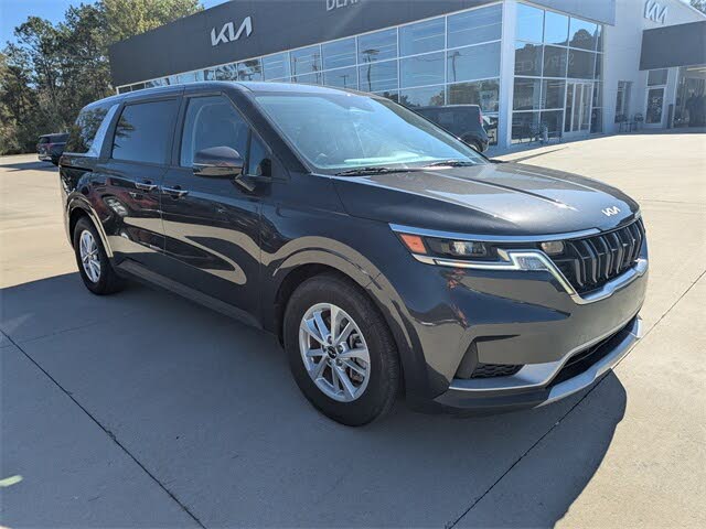 2024 Kia Carnival LX FWD