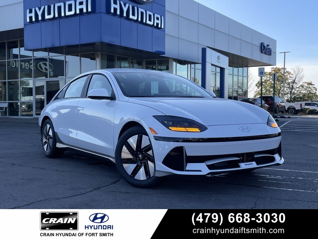 2025 Hyundai Ioniq 6 SE RWD