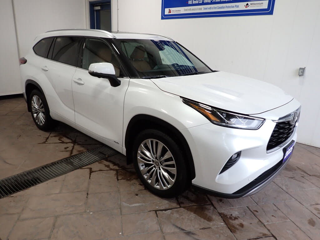 2025 Toyota Highlander Hybrid Platinum AWD