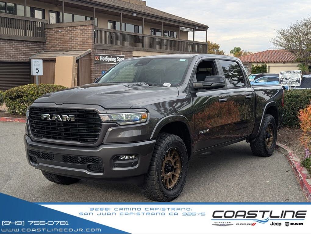 2026 RAM 1500 Laramie Crew Cab 4WD