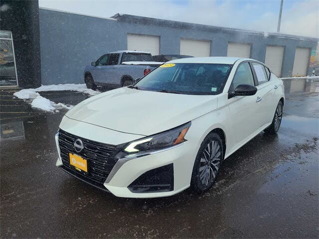 2023 Nissan Altima 2.5 SV FWD