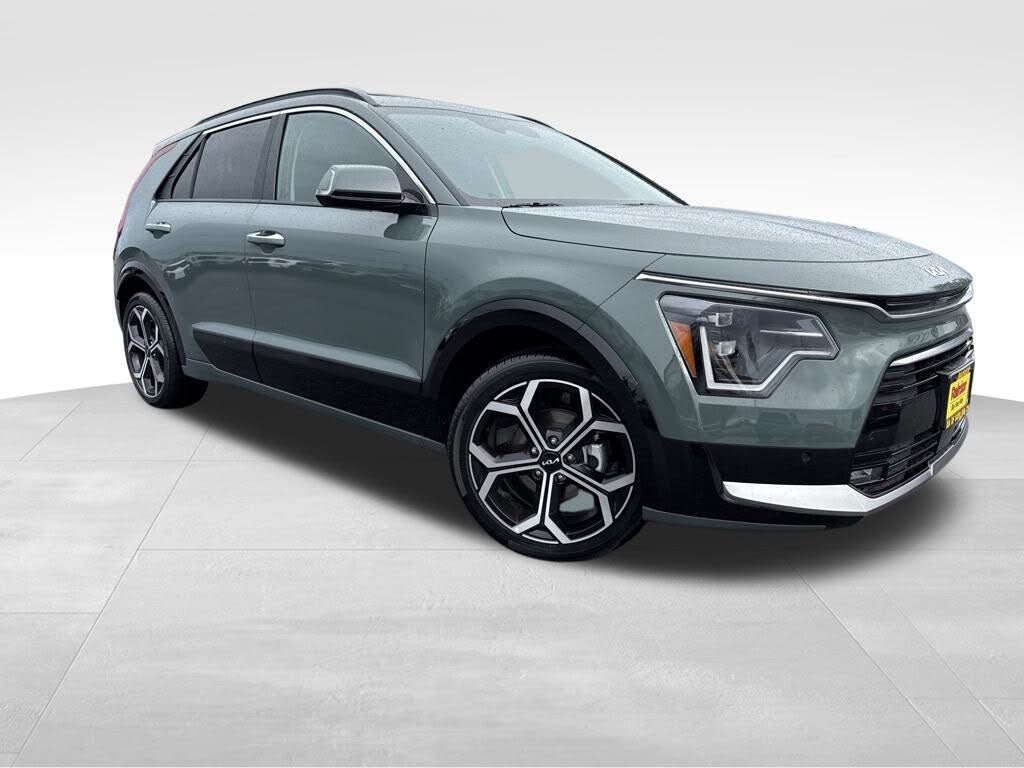 2025 Kia Niro SX Touring FWD