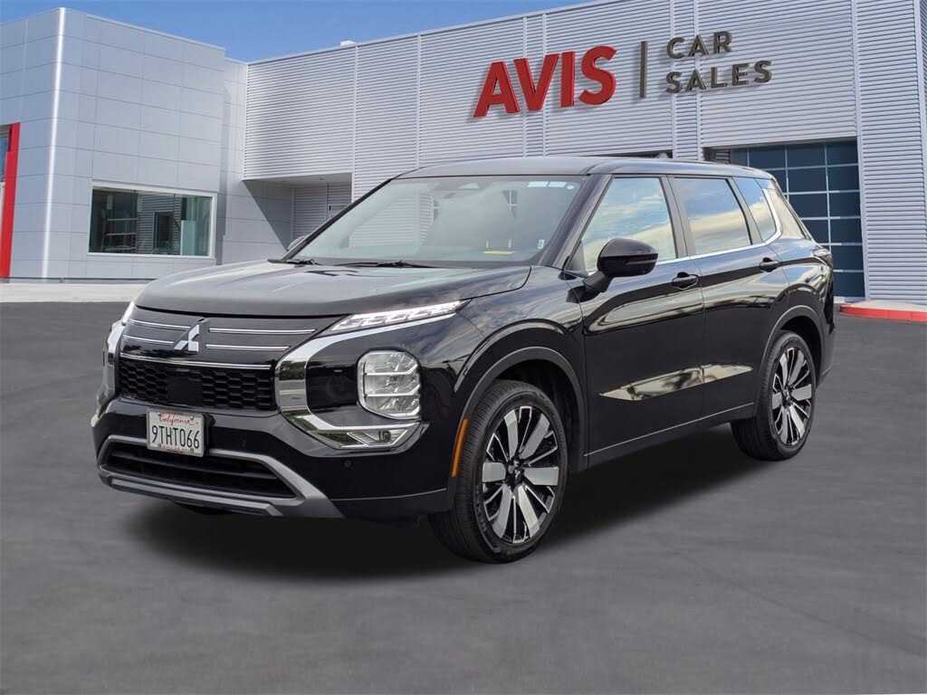 2025 Mitsubishi Outlander SE FWD