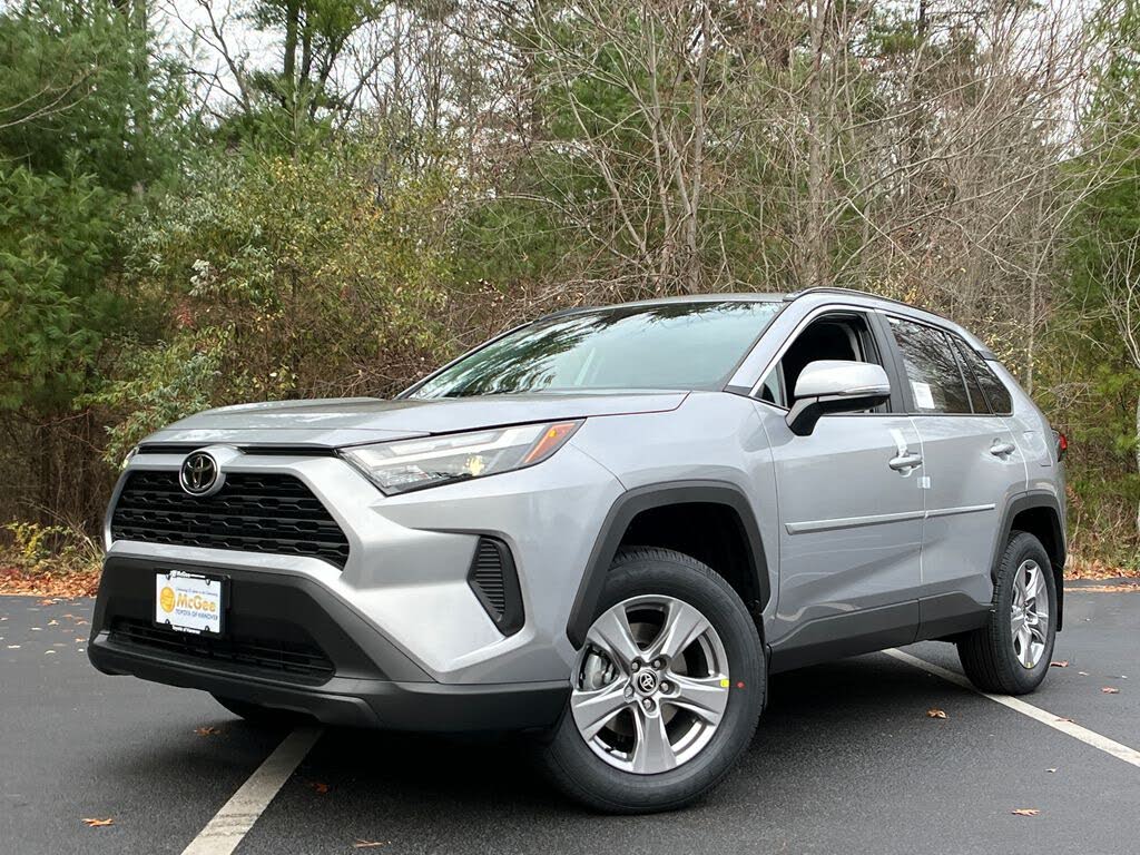 2025 Toyota RAV4 XLE AWD