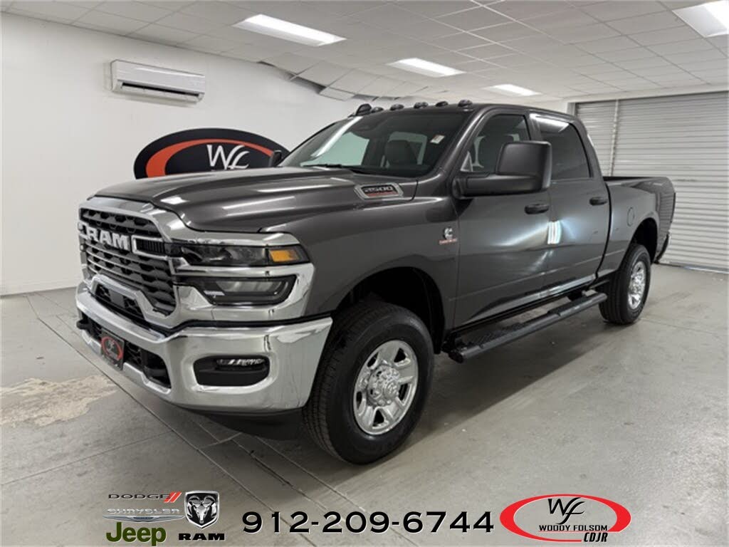 2026 RAM 2500 Tradesman Crew Cab 4WD