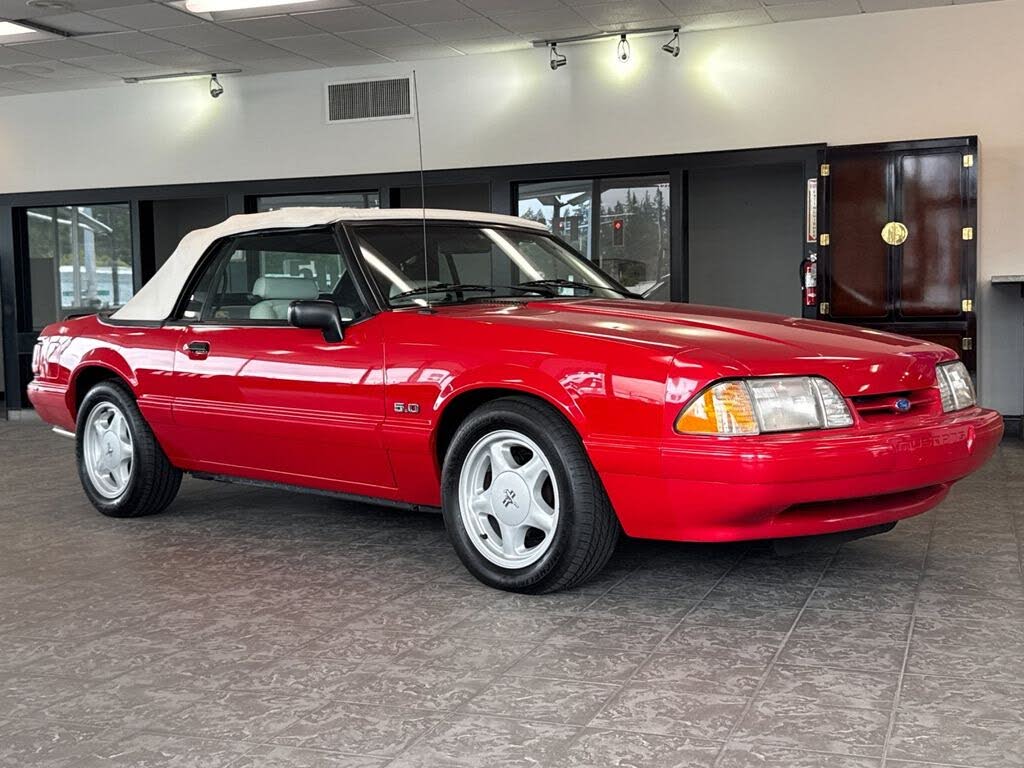 1993 Ford Mustang LX 5.0 Convertible RWD